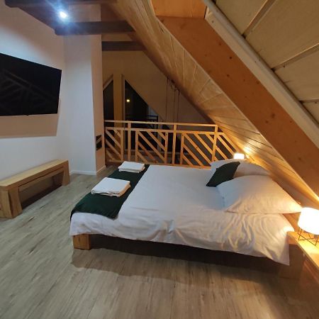 Miedzy Drzewami Villa Biecz Buitenkant foto